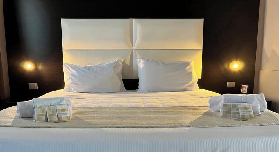 Down comforters, minibar, in-room safe, desk