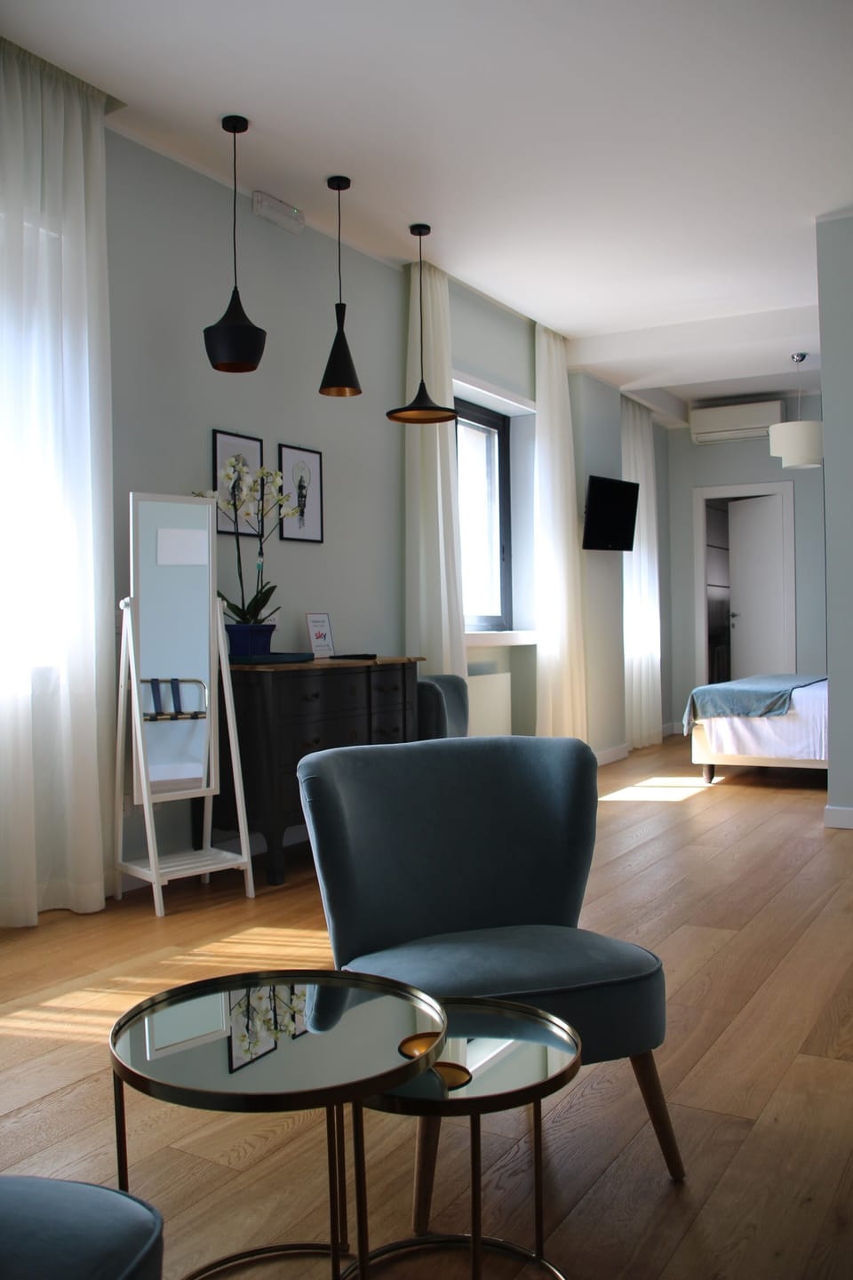 Junior Studio Suite | Down comforters, pillowtop beds, minibar, in-room safe