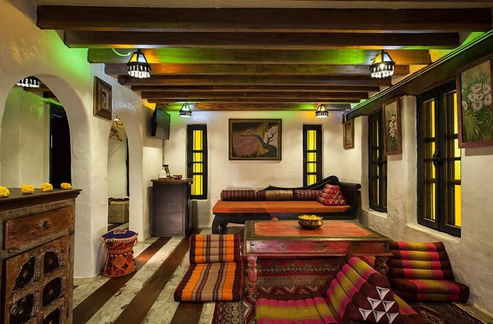 Suite | Living area | LCD TV