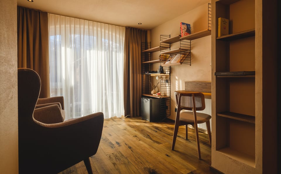 Junior Suite, Balcony, Mountain View (Matterhorn) | Premium bedding, down comforters, minibar, in-room safe