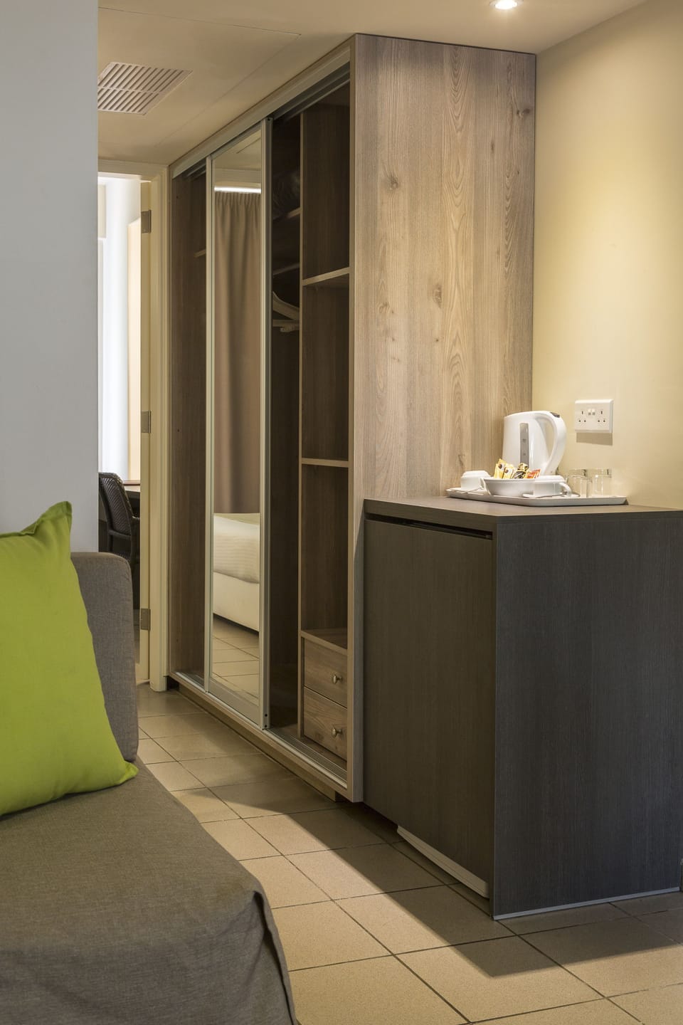 Cribs (free), WiFi (free), bed sheets