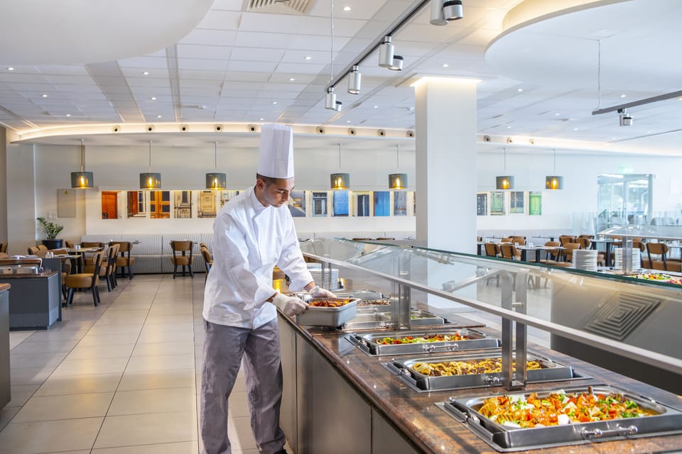 Lunch and dinner served