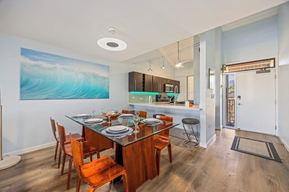 Dining/Kitchen