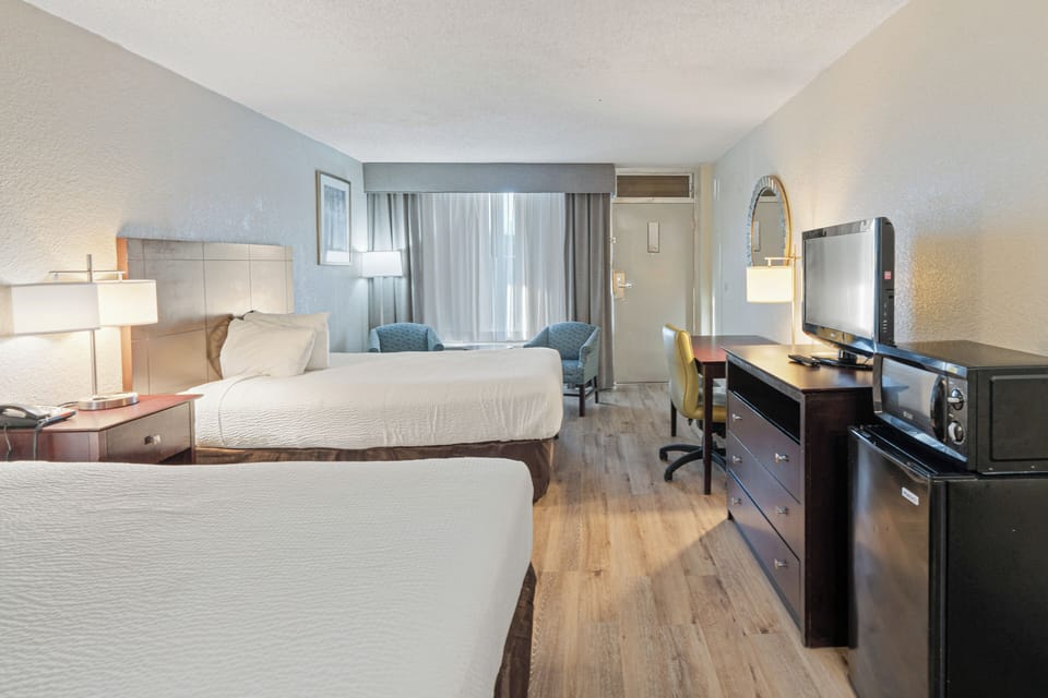 In-room safe, iron/ironing board (on request), WiFi (free), bed sheets