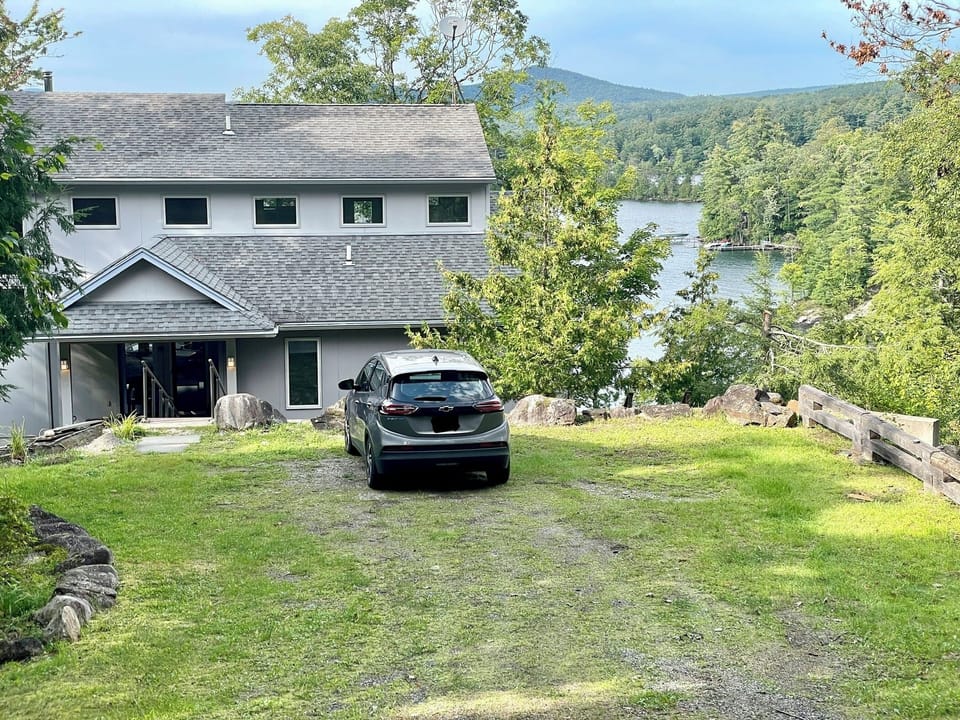 Approach to House
