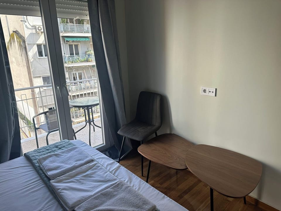 2 bedrooms, iron/ironing board, free WiFi