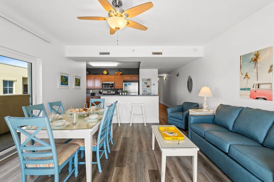 Living and Dining area view - Enjoy this colorful & spacious living room with plenty of seats for everyone.