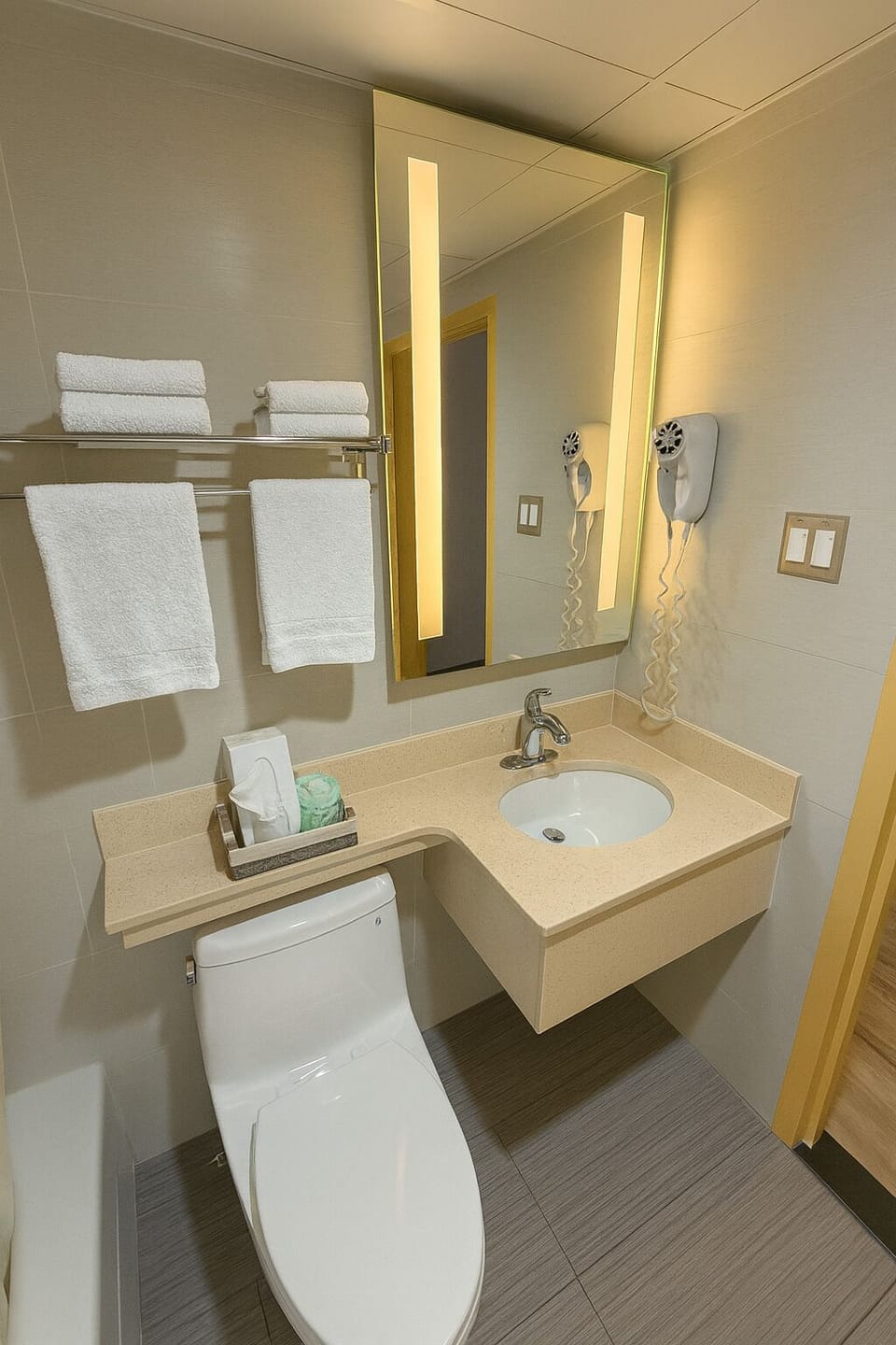 Shower, free toiletries, hair dryer, towels
