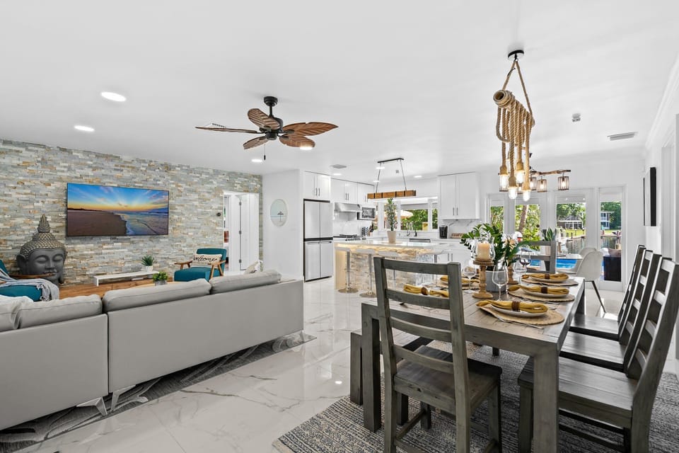 Modern, spacious living! 😊