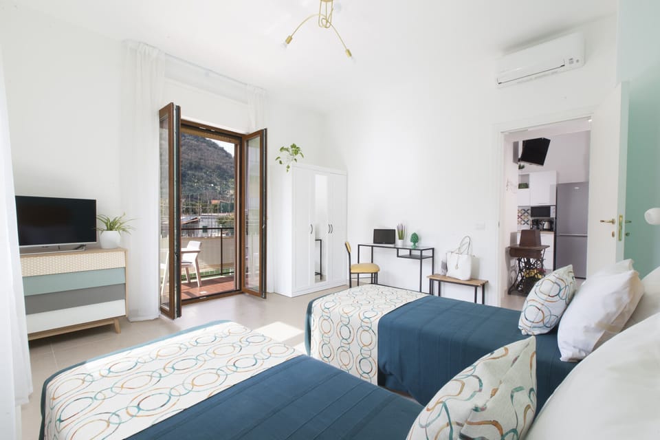 Apartment, 2 Bedrooms, Balcony | 2 bedrooms, bed sheets