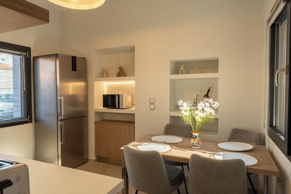 Luxury Apartment, 2 Bedrooms, Kitchen, Ground Floor | Living area | 32-inch Smart TV with digital channels, Netflix, pay movies