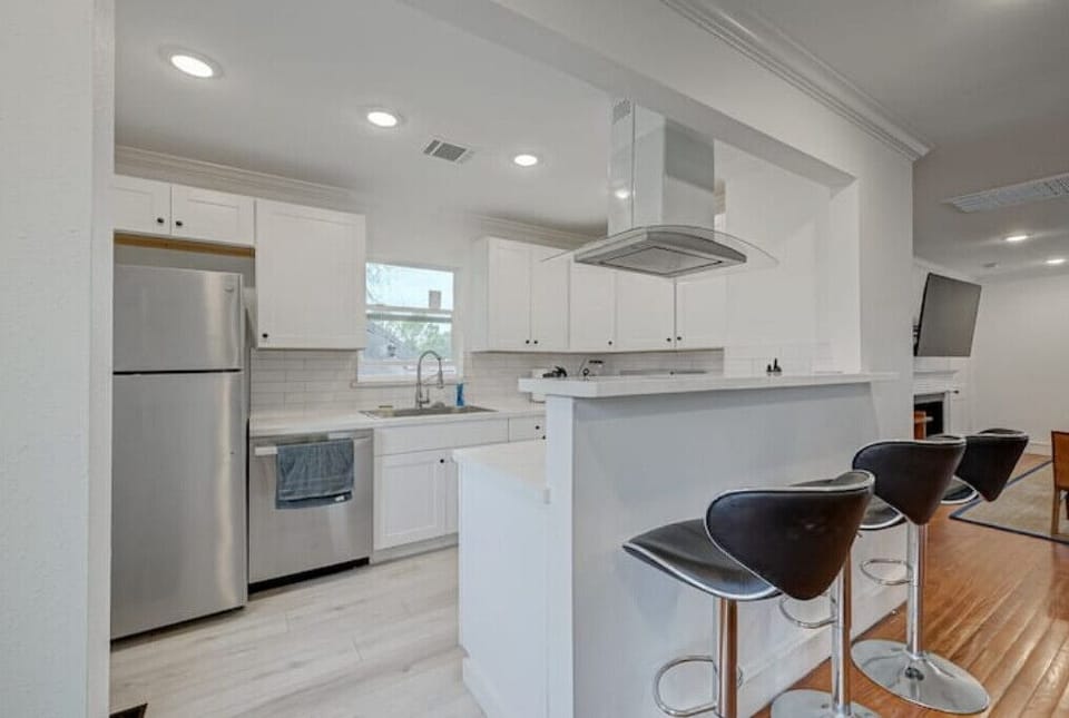 Kitchen. All new stainless steel appliances as of Spring 2023.
