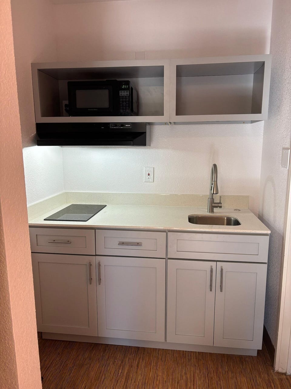 Standard Room, 2 Double Beds, Kitchen | Private kitchen