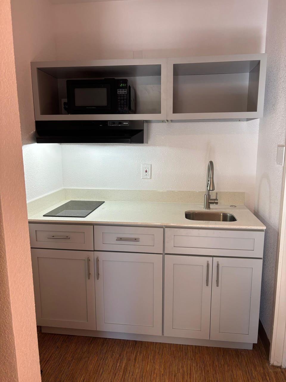 Standard Room, 2 Double Beds, Kitchen | Private kitchen