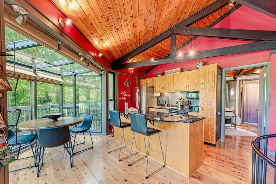 Dining Table and Breakfast Bar