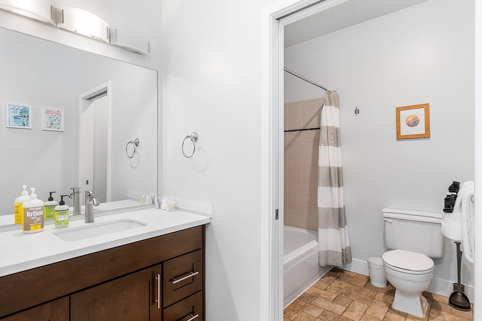 The Corner Nest at Belltown Apartment in Belltown