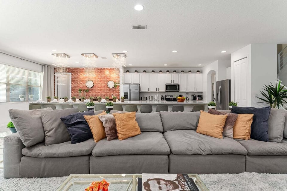 The home is also the perfect space for hosting corporate getaways.