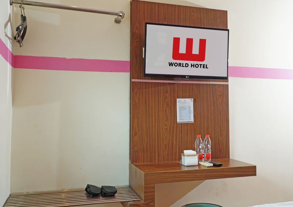 In-room safe, desk, iron/ironing board, free WiFi