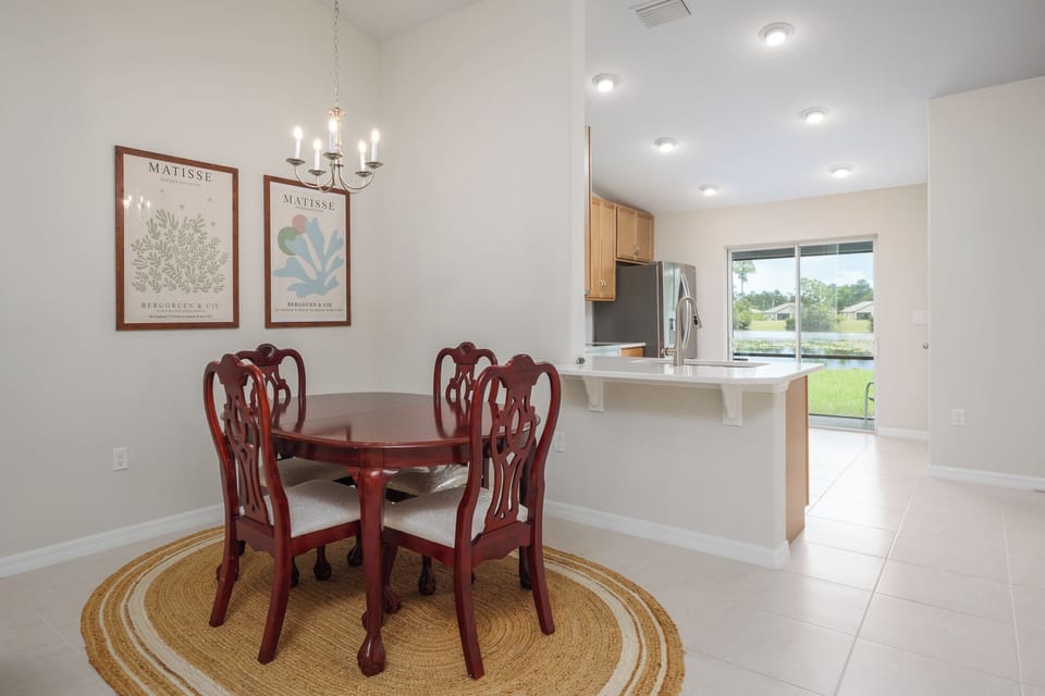 House (4 Bedrooms) | Property amenity