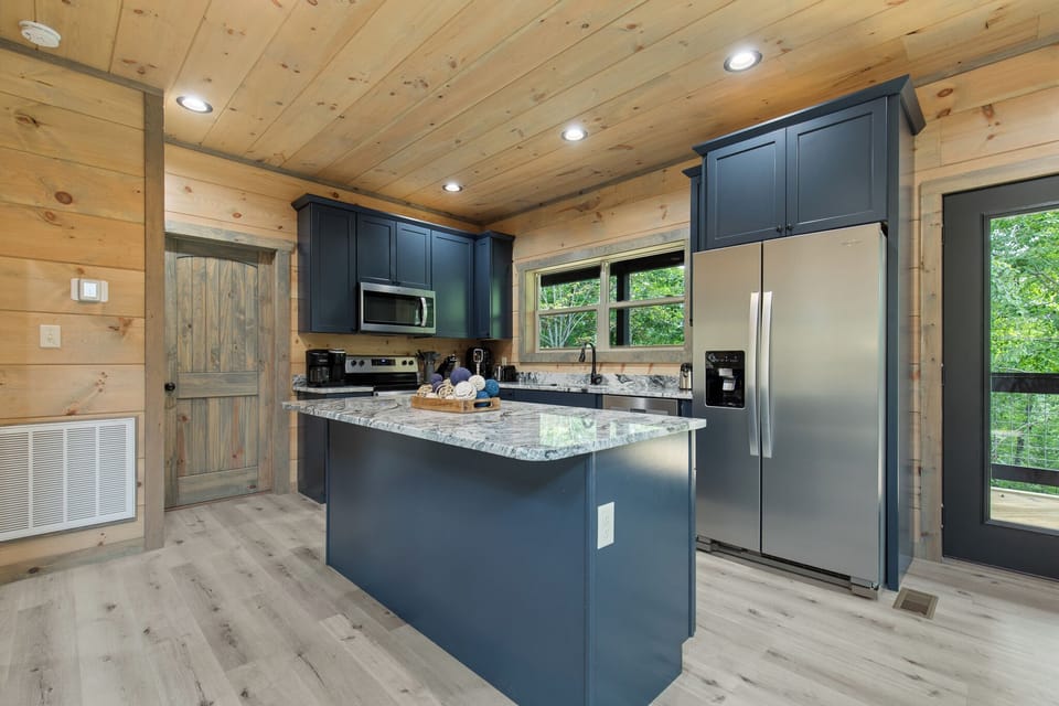 Studio (3 Bedrooms) | Property amenity