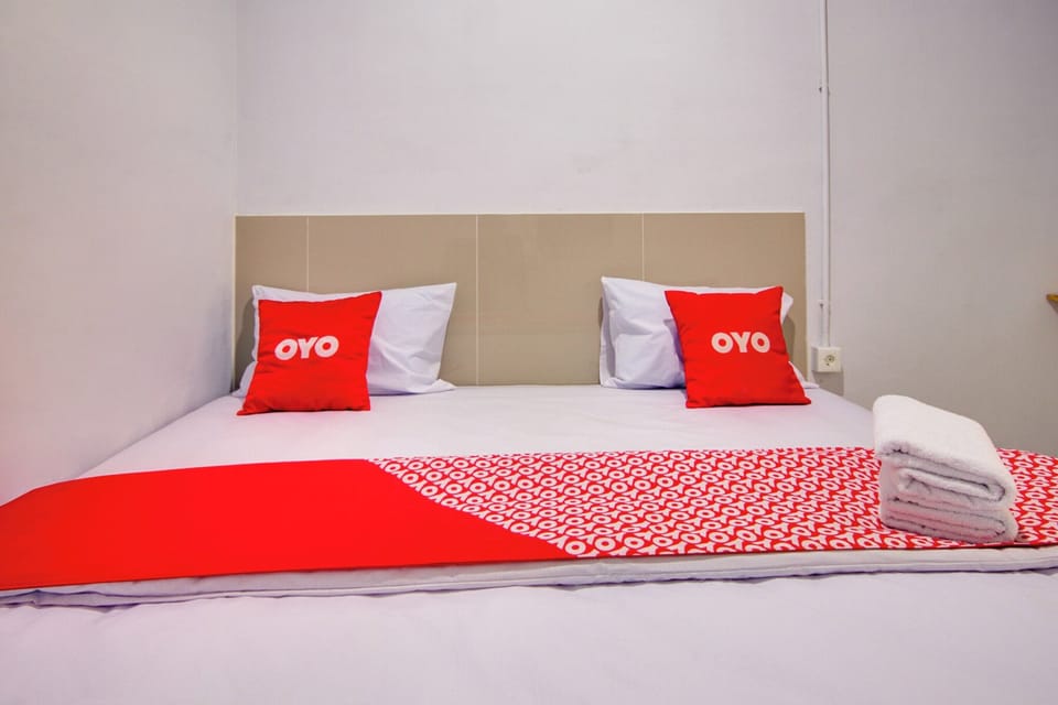 Standard Double Room | Laptop workspace, WiFi (free), bed sheets