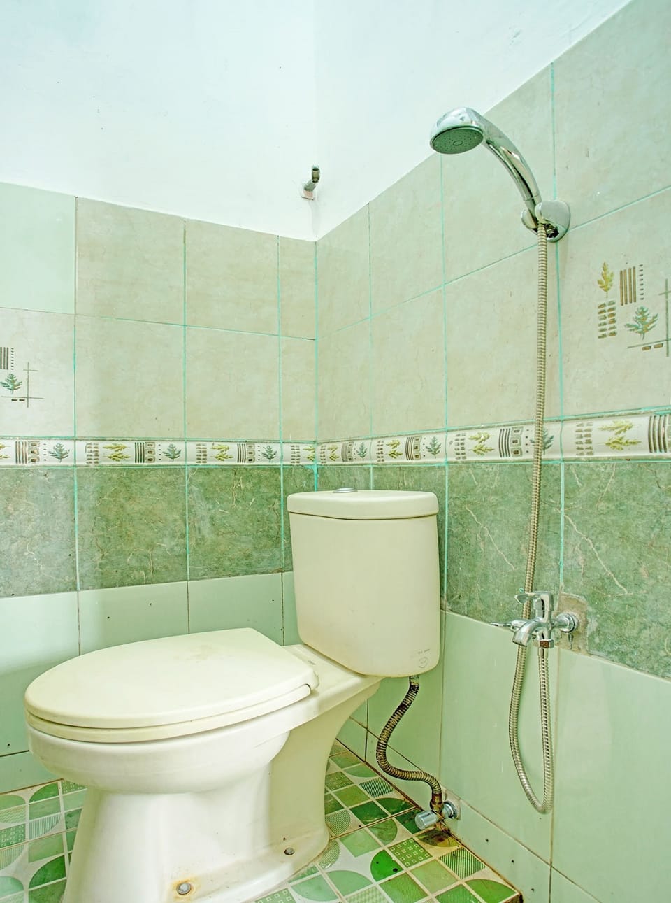 Shower, towels, soap