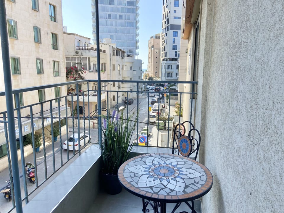 Apartment, 2 Bedrooms, Balcony | City view