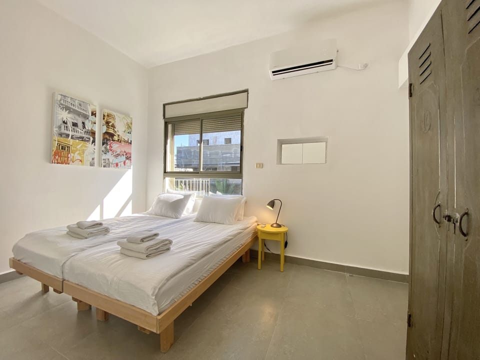 Apartment, 2 Bedrooms, Balcony | 2 bedrooms, individually decorated, individually furnished, desk