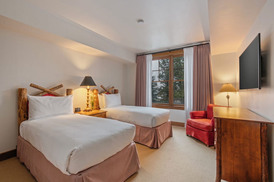 Condo, 3 Bedrooms | 1 bedroom, premium bedding, in-room safe, desk