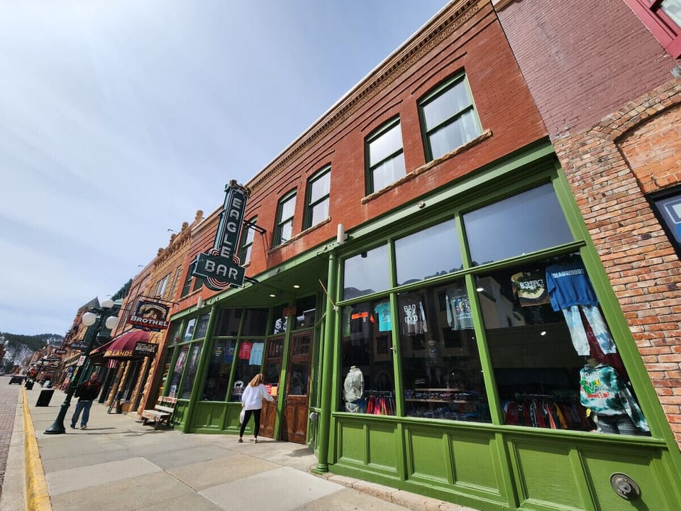 Nugget Suite Location - Directly on Main Street Deadwood!