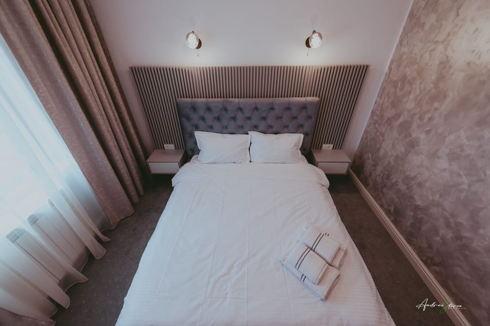Deluxe Double Room | Egyptian cotton sheets, premium bedding, Select Comfort beds, free WiFi