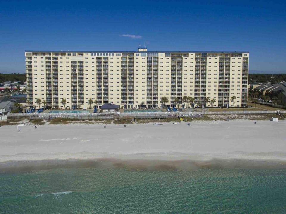Regency Towers by Resort Collection Apartment in Lower Grand Lagoon