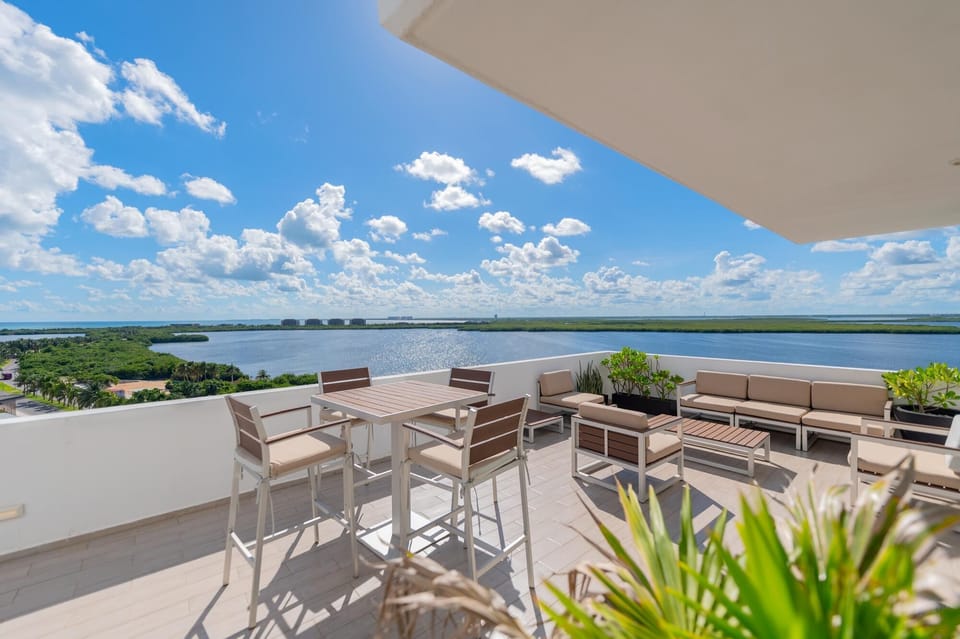 If you prefer more of a "bar style" vibe, enjoy the gorgeous views while sipping on your favorite drinks.