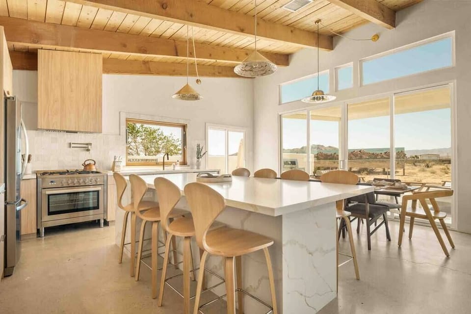 Fully stoked kitchen