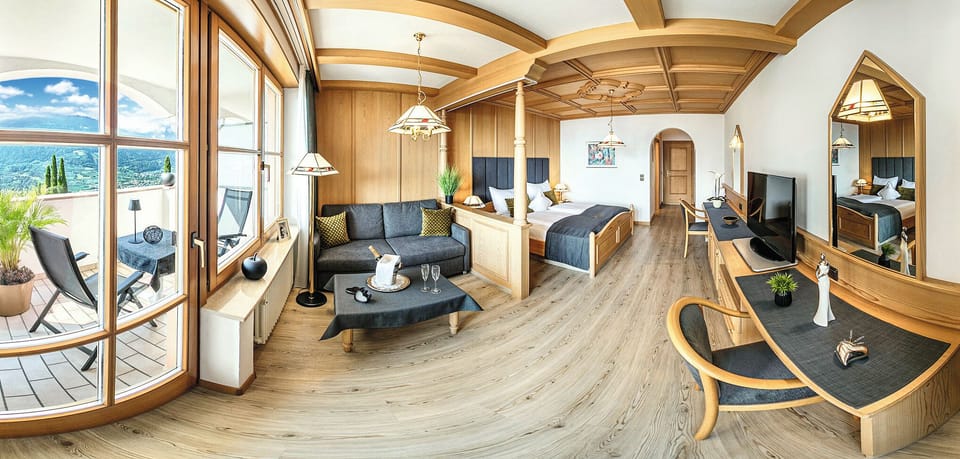 Minibar, in-room safe, desk, laptop workspace