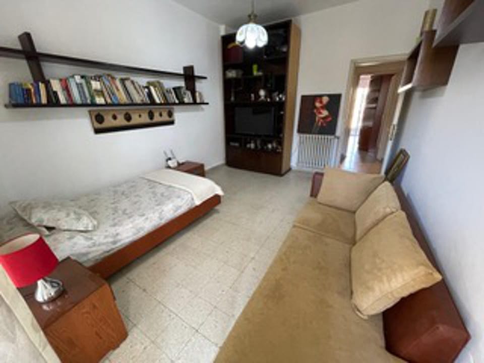 2 Bed Flat - Sleeps 6 - Pets - Parking - Wifi Apartment in Africa