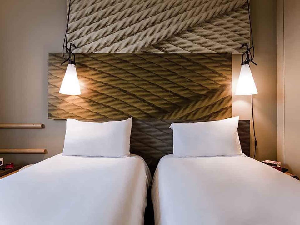 Standard Room, 2 Twin Beds | Egyptian cotton sheets, premium bedding, pillowtop beds, blackout drapes