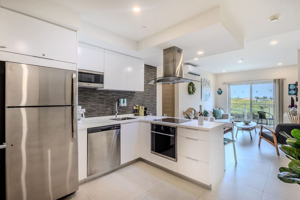 The kitchen is fully furnished with state-of-the-art cooking utensils, making it perfect for cooking any meal, from a quick breakfast to a three-course gourmet dinner.