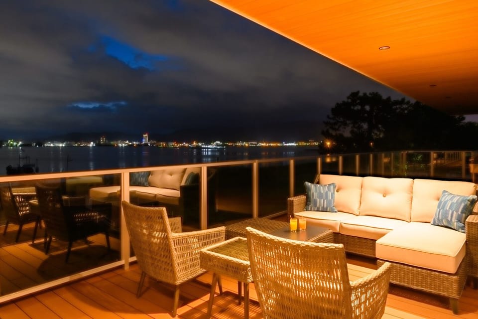 Luxury Condo, Non Smoking, Ocean View | Terrace/patio