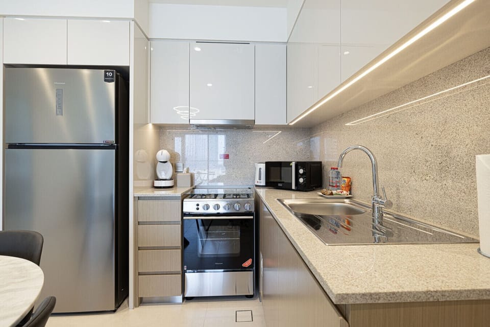 Fully Equipped Modern Kitchen