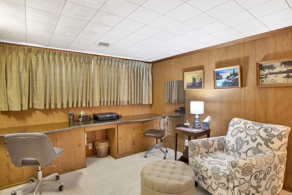 Bedroom 4 has work space for 2