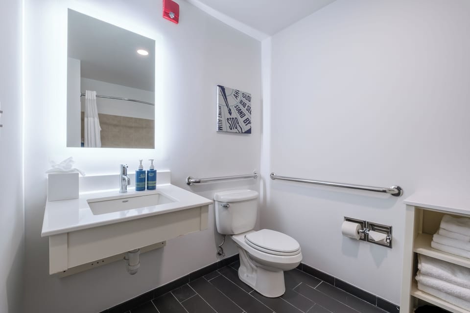 Bathroom sink
