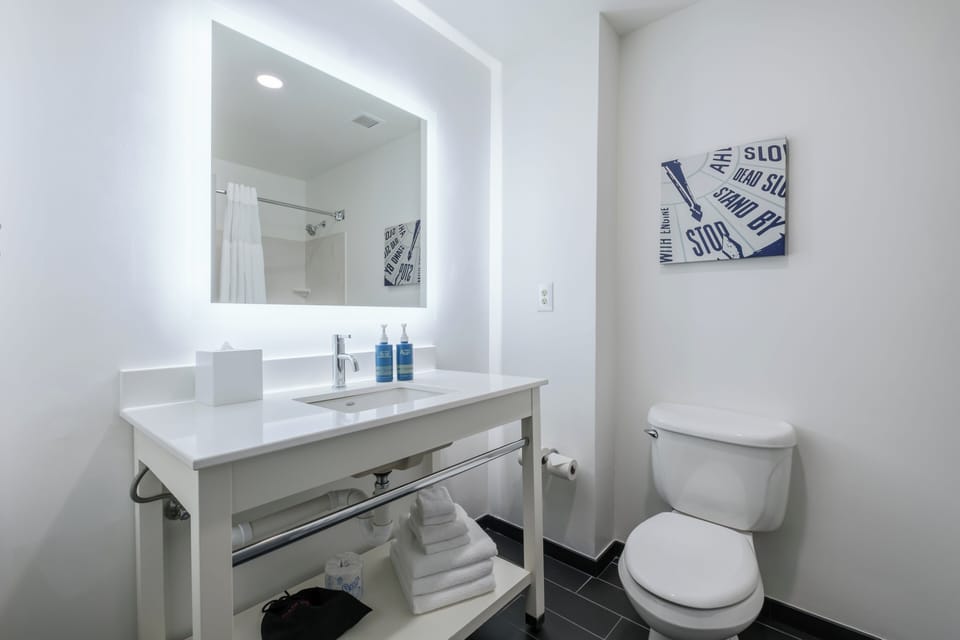 Bathroom sink