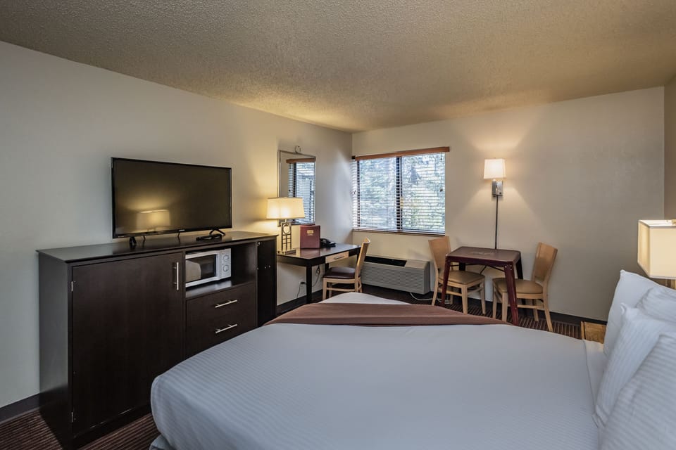Desk, iron/ironing board, free cribs/infant beds, free WiFi