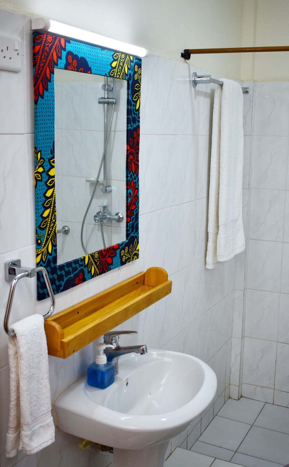 Double or Twin Room | Bathroom | Shower, hair dryer, towels, soap