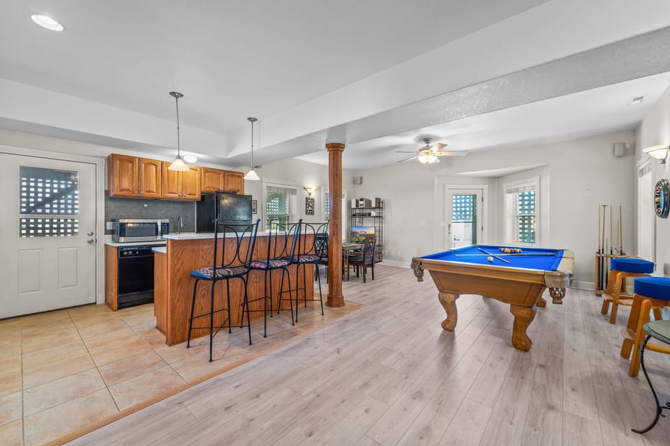 Surf or Sound Realty - 1153 - Windows Over Waves - Game Room -3