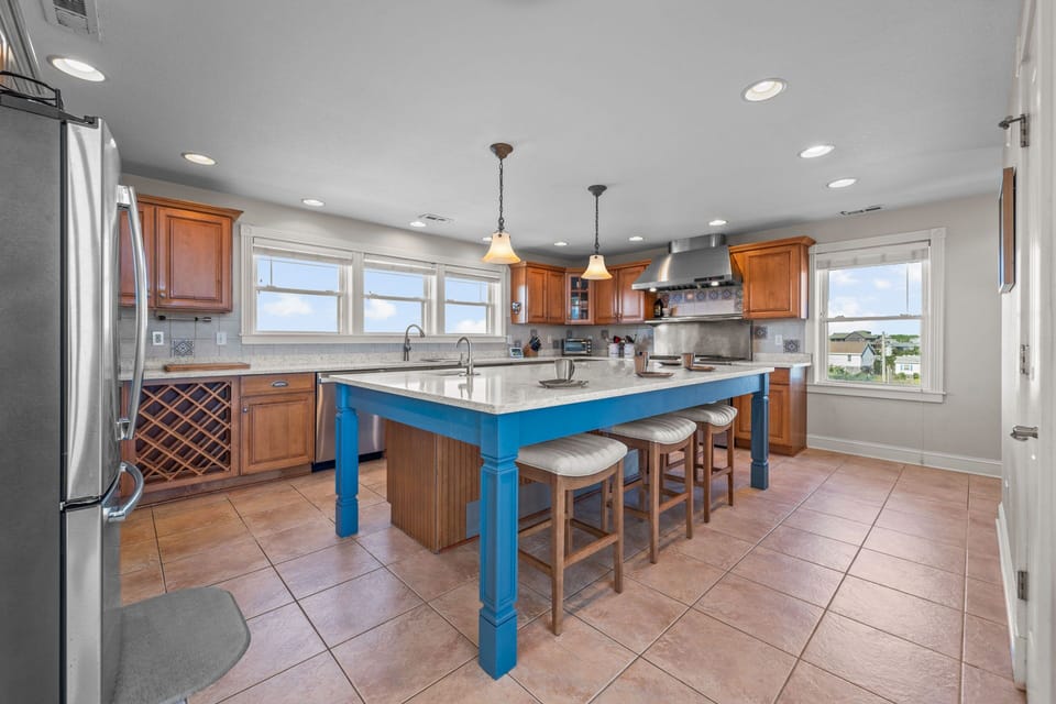 Surf or Sound Realty - 1153 - Windows Over Waves - Kitchen  -1
