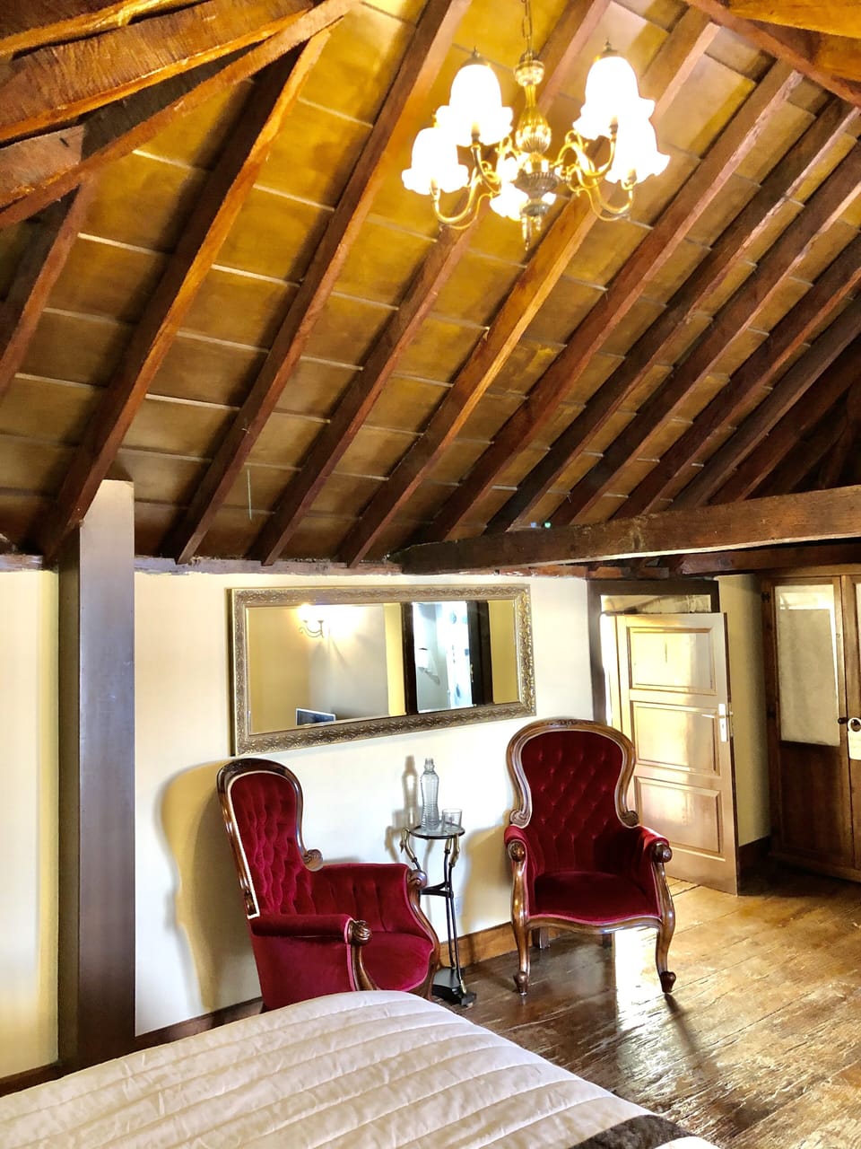 Romantic Studio Suite | Premium bedding, minibar, iron/ironing board, free WiFi