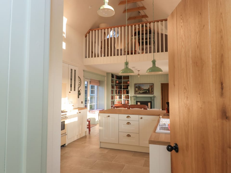 Fridge, dishwasher, electric kettle, toaster