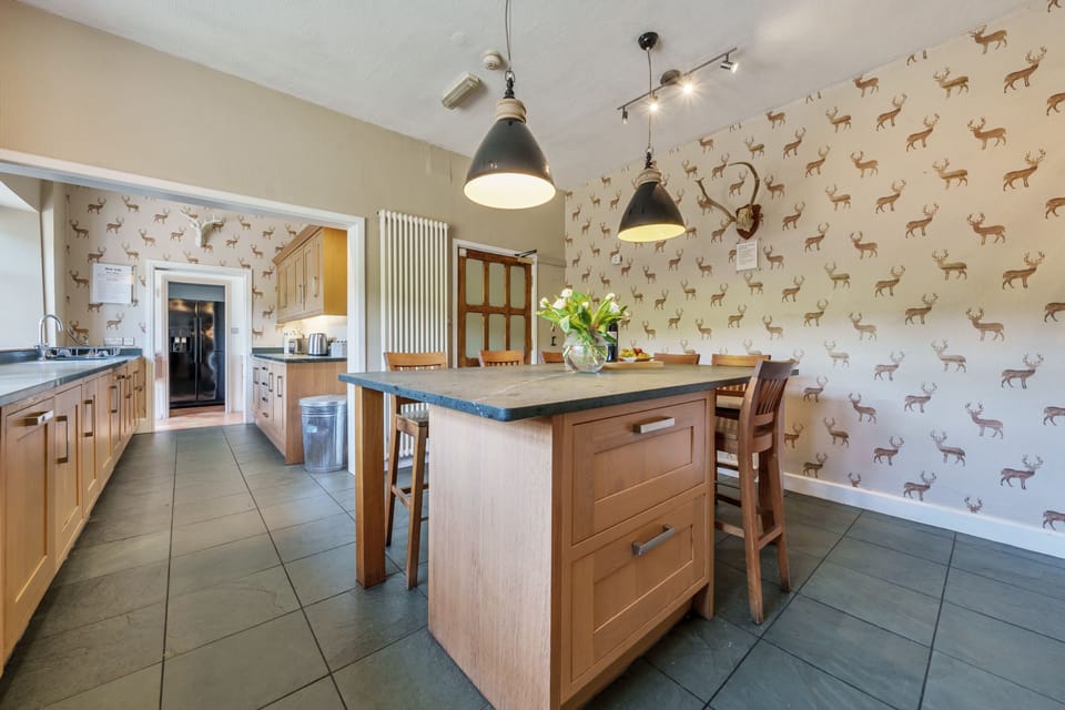 Kitchen has everything you'll need.